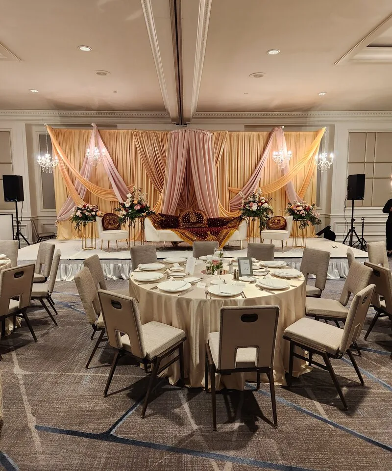 Ballroom aroos decoration Columbus